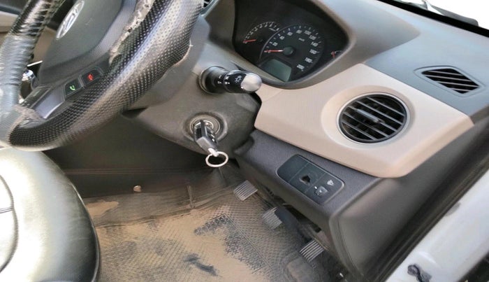 2014 Hyundai Xcent S 1.2, CNG, Manual, 1,01,711 km, interior