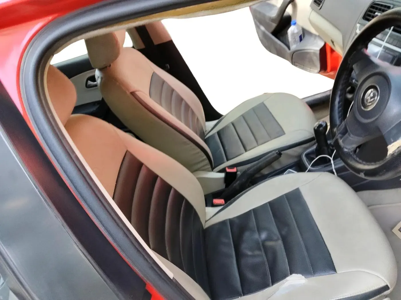 2012 Volkswagen Polo COMFORTLINE 1.2L PETROL, Petrol, Manual, 98,286 km, interior