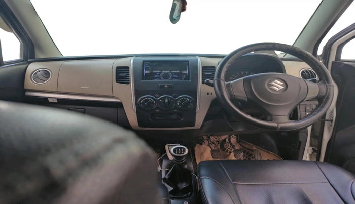 2017 Maruti Wagon R 1.0 LXI CNG, CNG, Manual, 1,02,017 km, interior