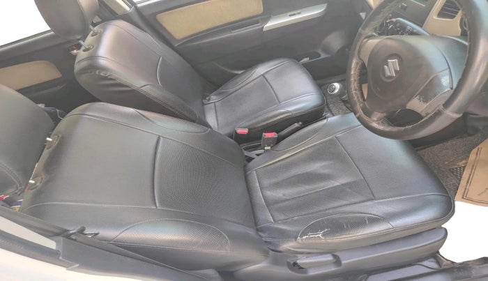 2017 Maruti Wagon R 1.0 LXI CNG, CNG, Manual, 1,02,017 km, interior