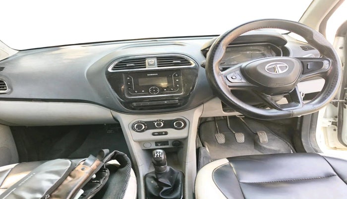 2022 Tata Tiago XT CNG, CNG, Manual, 65,789 km, interior