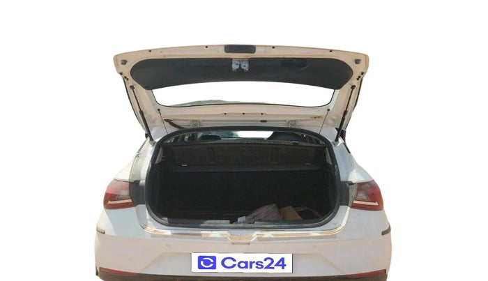 2022 Hyundai NEW I20 SPORTZ 1.5 MT, Diesel, Manual, 1,68,929 km, exterior