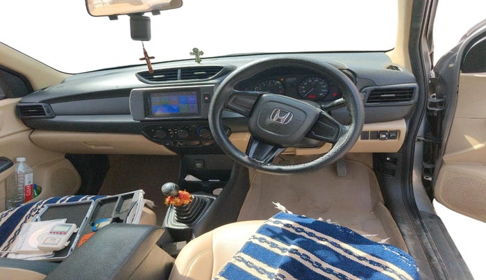 2020 Honda Amaze 1.2L I-VTEC E, CNG, Manual, 38,459 km, interior