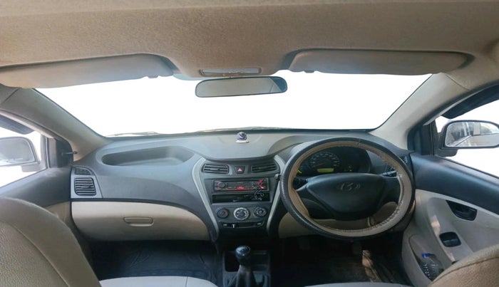 2017 Hyundai Eon ERA +, CNG, Manual, 97,099 km, interior