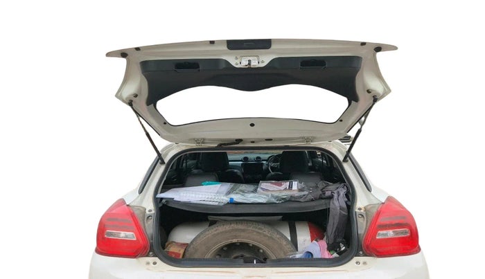 2021 Maruti Swift VXI, CNG, Manual, 85,950 km, exterior