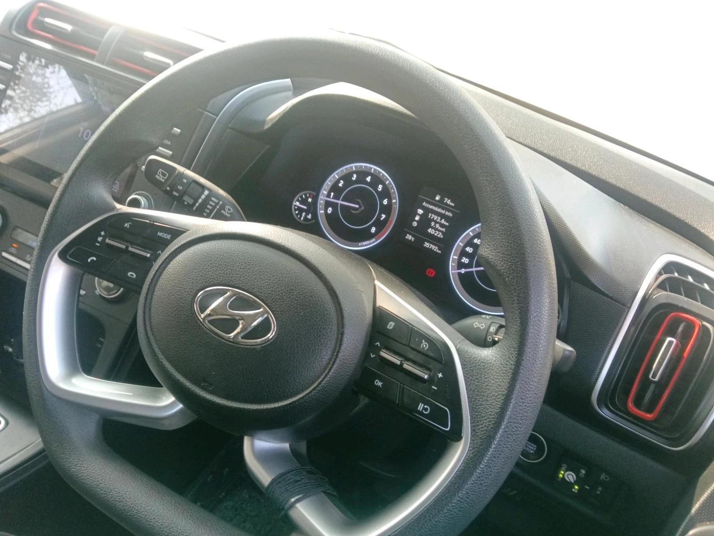 2022 Hyundai Creta S PLUS KNIGHT 1.5 PETROL, CNG, Manual, 36,000 km, interior