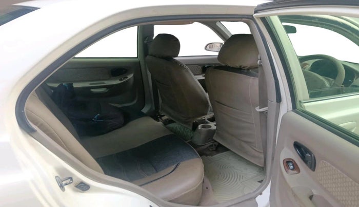 2012 Hyundai Accent EXECUTIVE, CNG, Manual, 1,35,295 km, interior