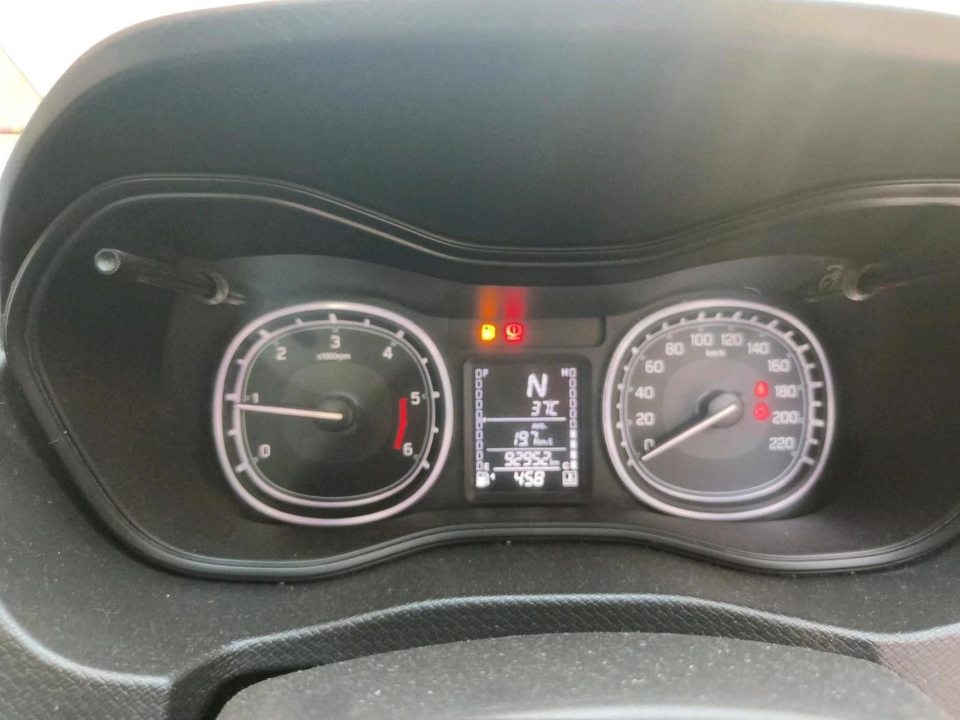 2018 Maruti Vitara Brezza ZDI PLUS AMT, Diesel, Automatic, 92,952 km, interior