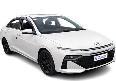2023 Hyundai Verna - Sedan - Petrol - Manual - ₹9.40 lakh
