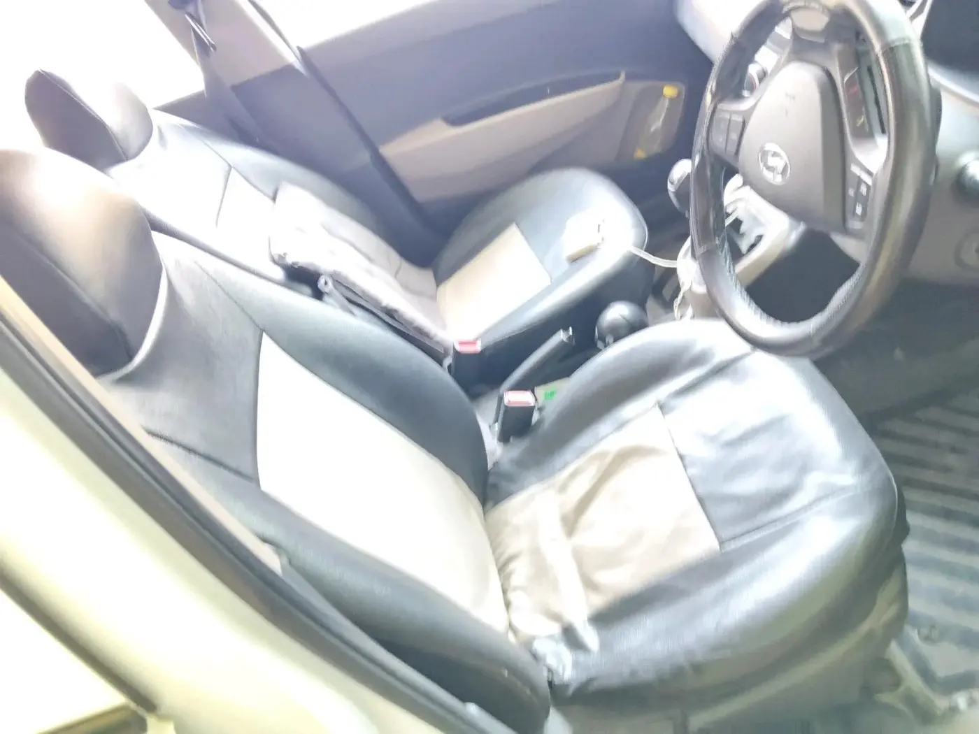 2019 Hyundai Grand i10 MAGNA 1.2 KAPPA VTVT, Petrol, Manual, 50,060 km, interior