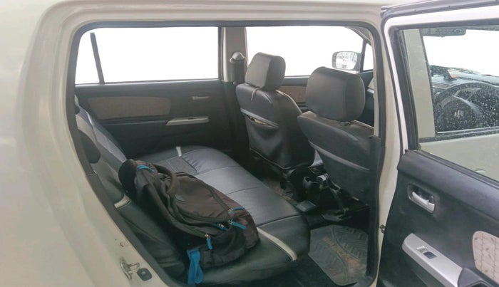 2015 Maruti Wagon R 1.0 VXI, Petrol, Manual, 77,076 km, interior