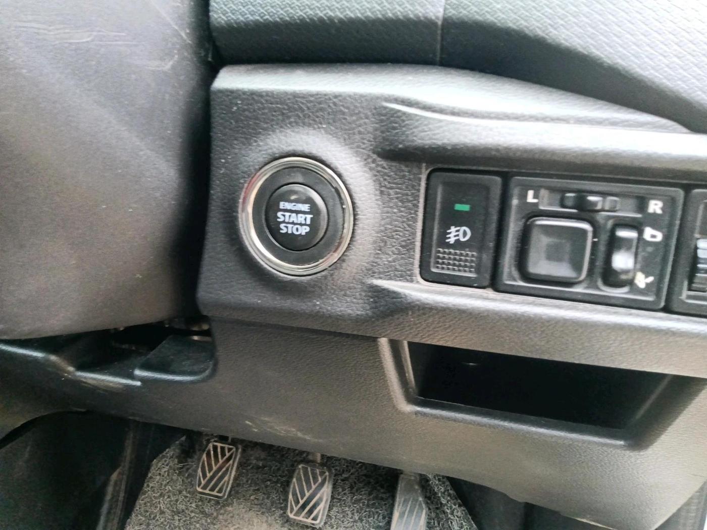 2020 Maruti Vitara Brezza VXI, Petrol, Manual, 1,25,045 km, interior