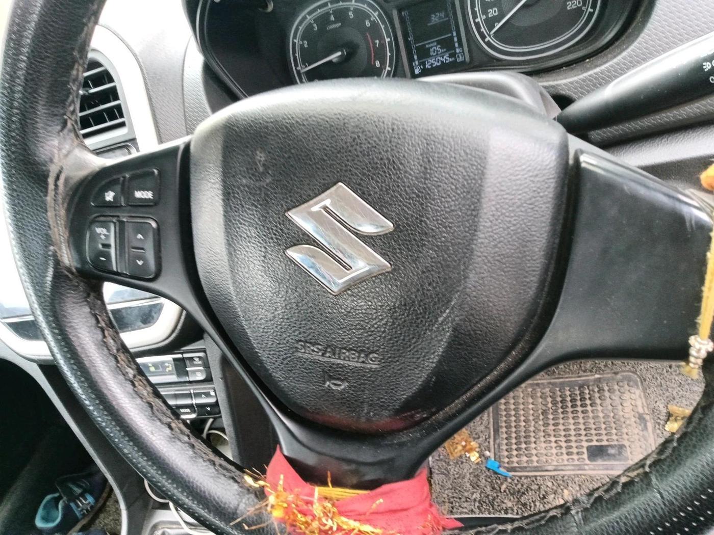 2020 Maruti Vitara Brezza VXI, Petrol, Manual, 1,25,045 km, interior