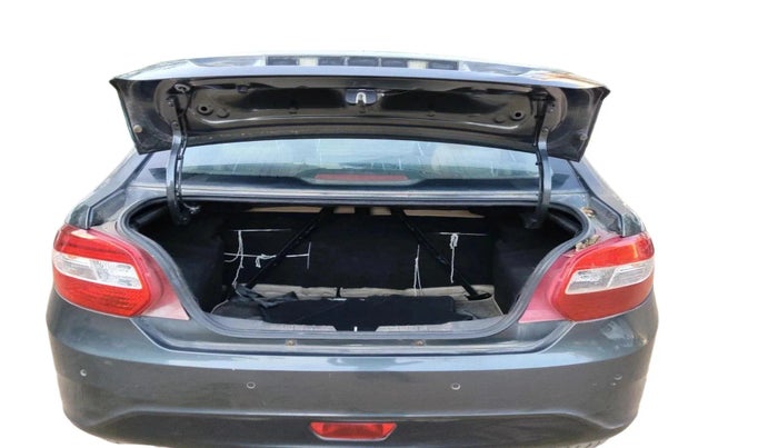 2016 Tata Zest XT 90PS DIESEL, Diesel, Manual, 1,30,333 km, exterior