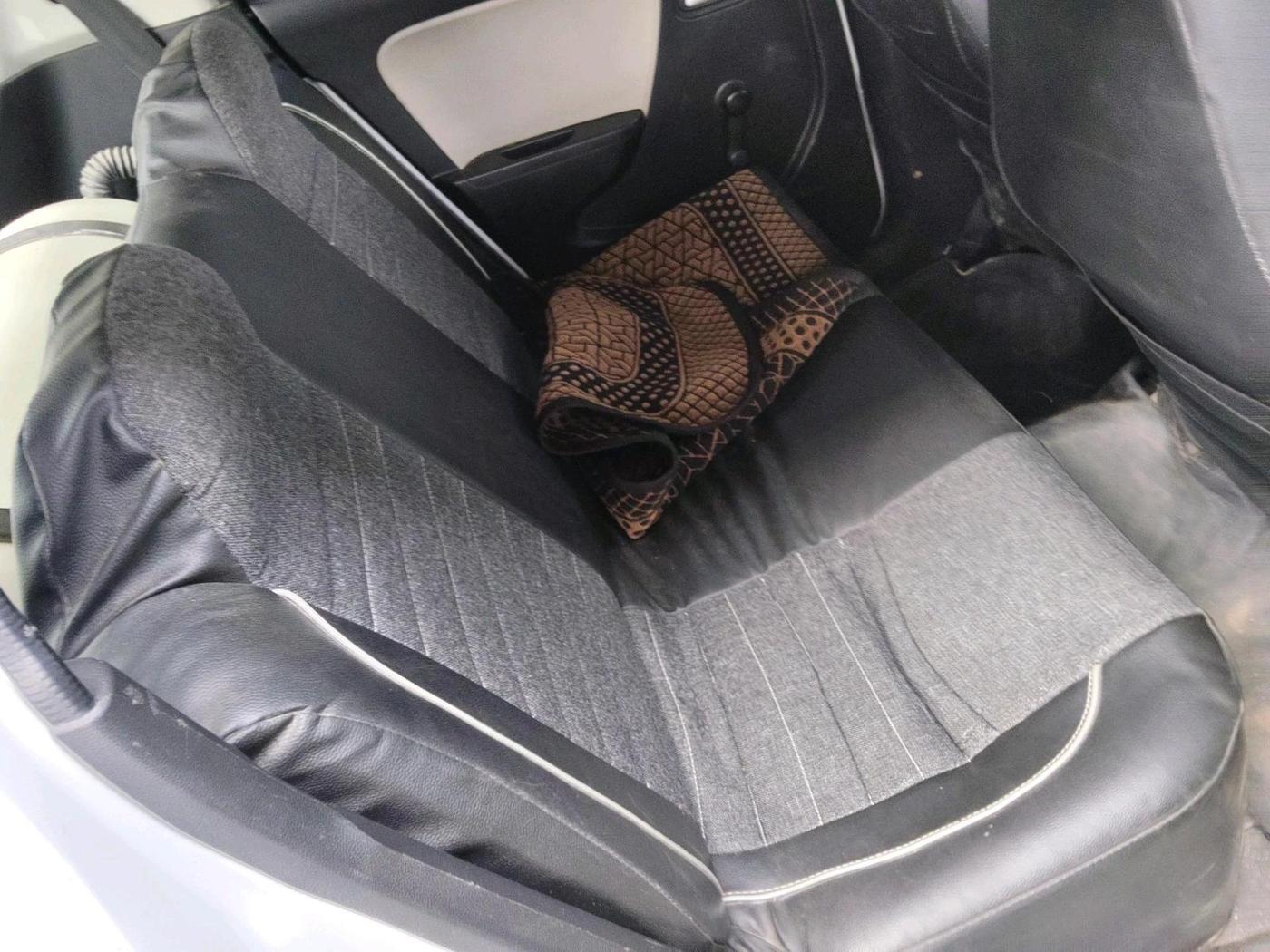 2022 Maruti Alto LXI OPT CNG, CNG, Manual, 52,940 km, interior
