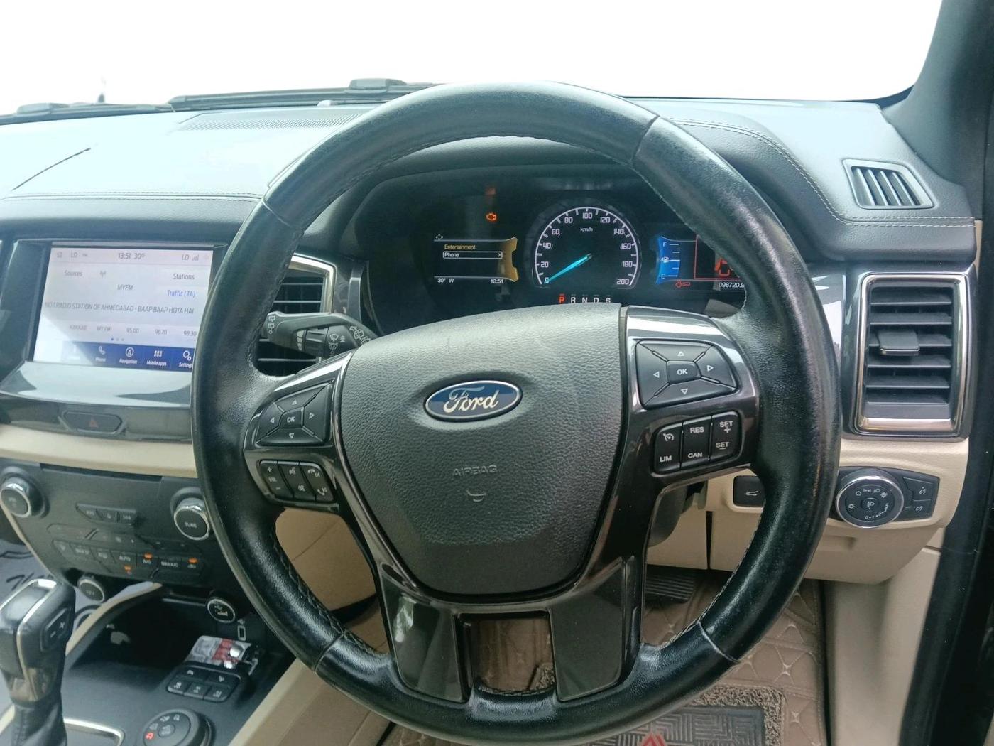 2021 Ford Endeavour TITANIUM PLUS 2.0 4X4 AT SUNROOF, Diesel, Automatic, 98,720 km, interior