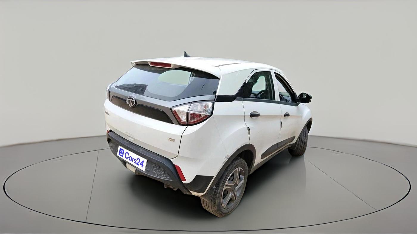 2018 Tata NEXON XM PETROL, Petrol, Manual, 73,108 km, exterior