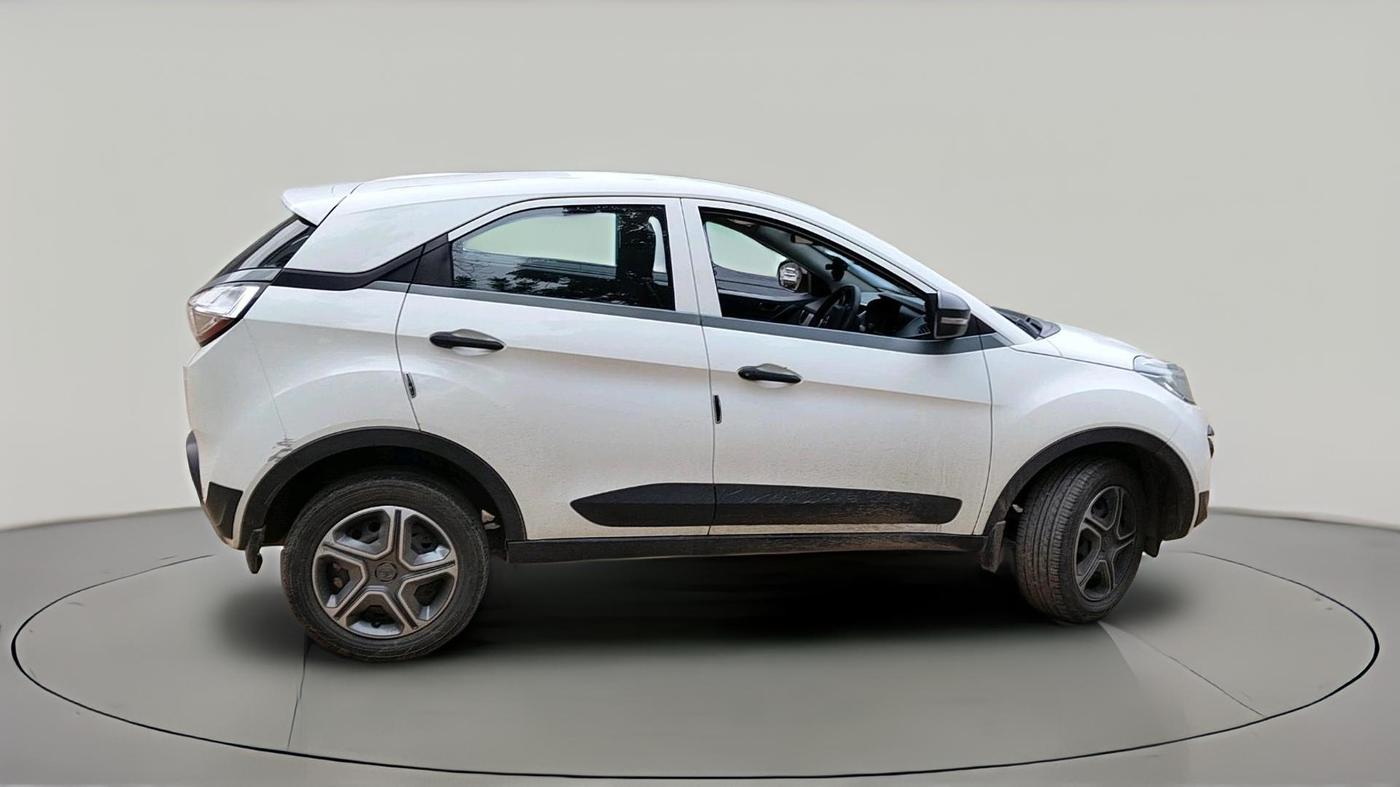 2018 Tata NEXON XM PETROL, Petrol, Manual, 73,108 km, exterior