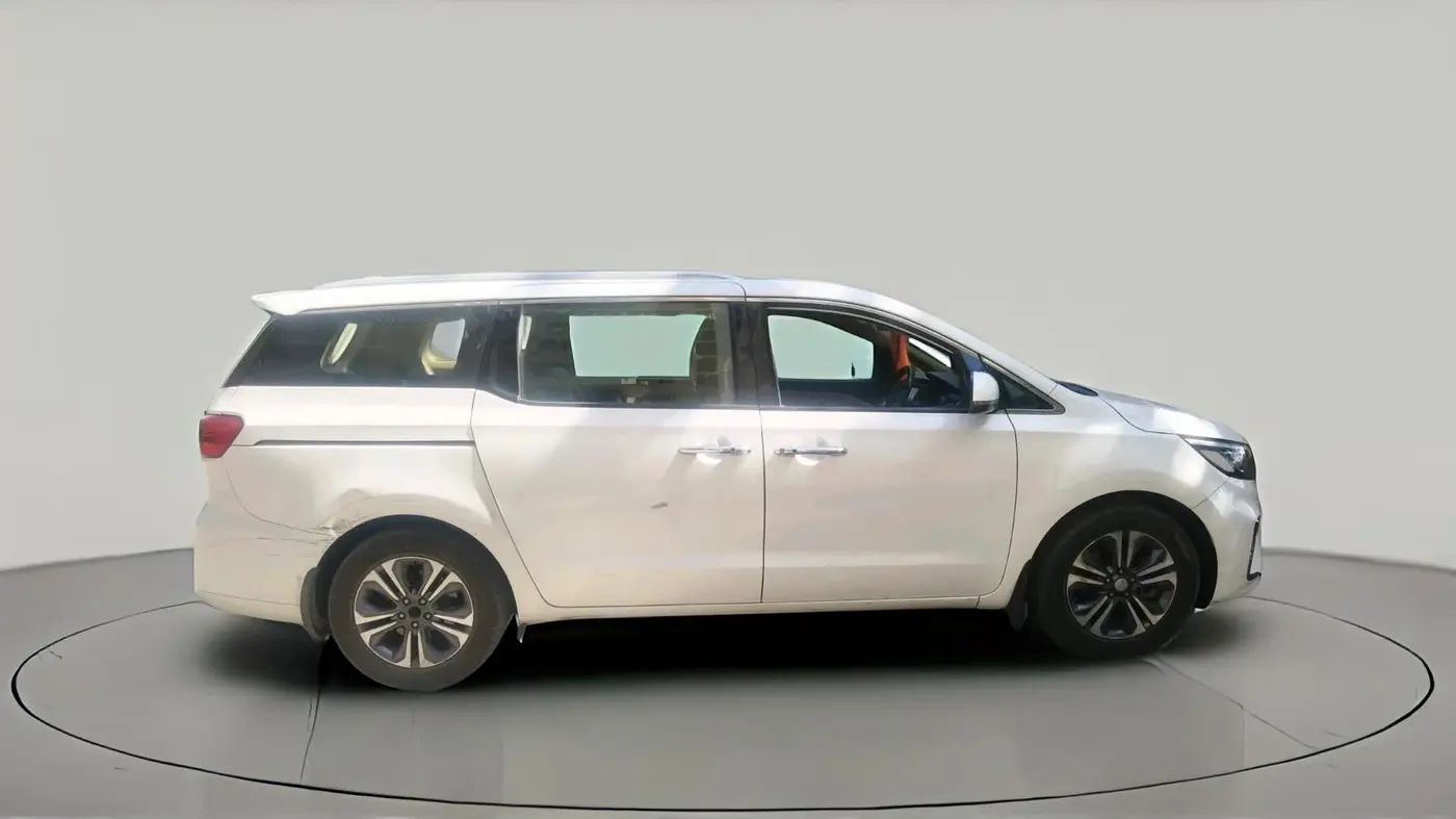2021 KIA CARNIVAL PRESTIGE 2.2 7 STR, Diesel, Automatic, 2,25,518 km, exterior