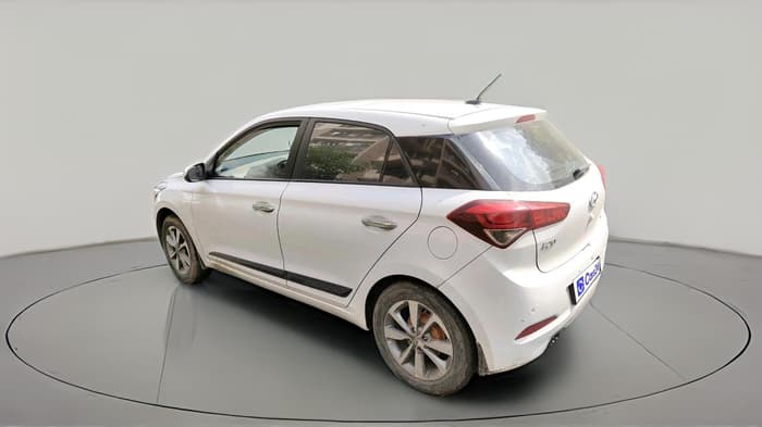 2017 Hyundai Elite i20 ASTA 1.2 (O), CNG, Manual, 1,84,070 km, exterior