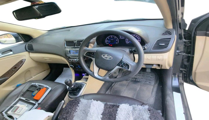 2015 Hyundai Verna FLUIDIC 1.6 CRDI S(O) 4S, Diesel, Manual, 1,31,001 km, interior