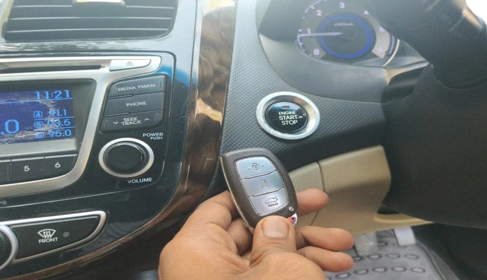 2015 Hyundai Verna FLUIDIC 1.6 CRDI S(O) 4S, Diesel, Manual, 1,31,001 km, interior