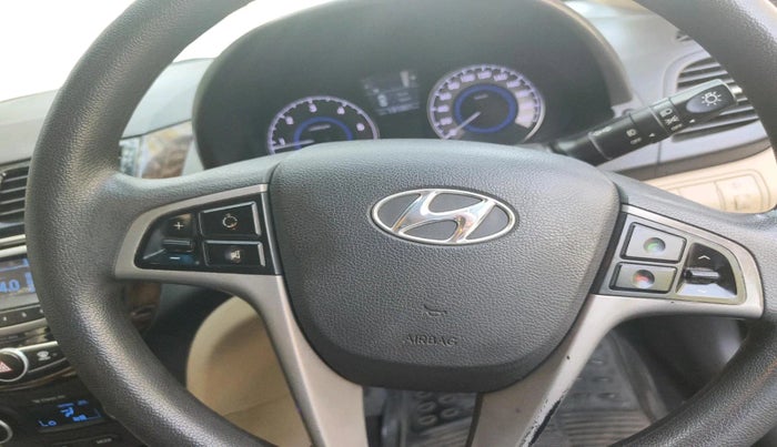 2015 Hyundai Verna FLUIDIC 1.6 CRDI S(O) 4S, Diesel, Manual, 1,31,001 km, interior