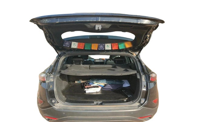 2021 Tata Harrier XZA PLUS 2.0L, Diesel, Automatic, 1,22,348 km, exterior