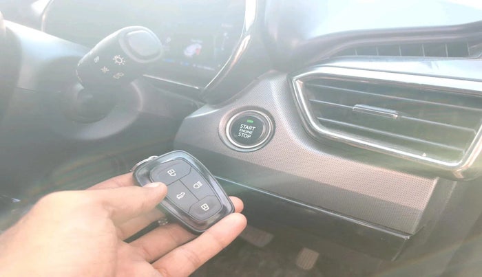 2021 Tata Harrier XZA PLUS 2.0L, Diesel, Automatic, 1,22,348 km, interior