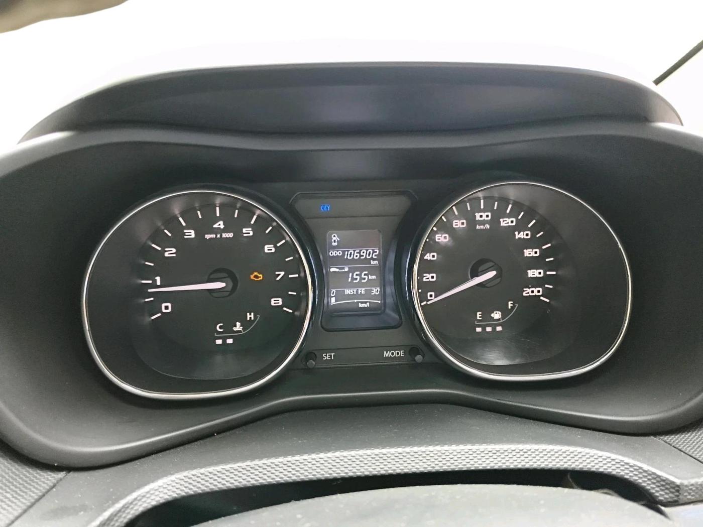 2018 Tata NEXON XZ PLUS PETROL, CNG, Manual, 1,06,902 km, interior