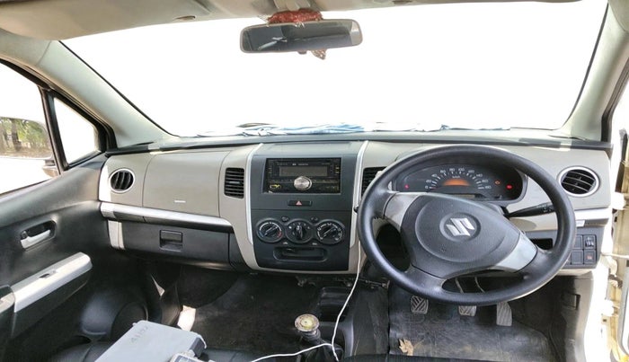 2014 Maruti Wagon R 1.0 LXI, CNG, Manual, 1,26,818 km, interior