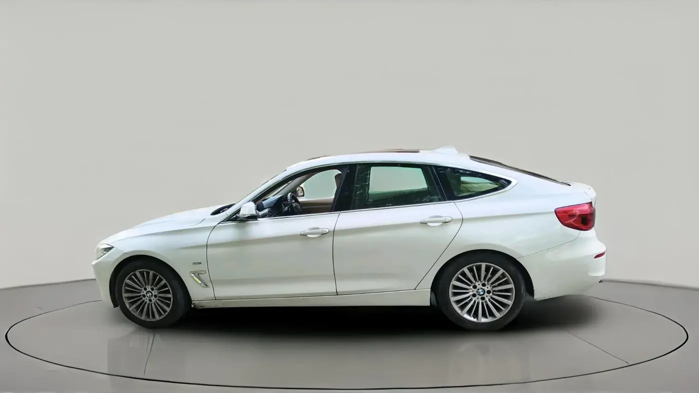 2018 BMW 3 Series  GT 320d Luxury Line, Diesel, Automatic, 1,16,251 km, exterior