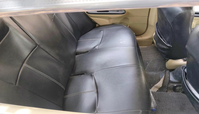 2017 Honda Amaze 1.2L I-VTEC E, CNG, Manual, 1,22,412 km, interior
