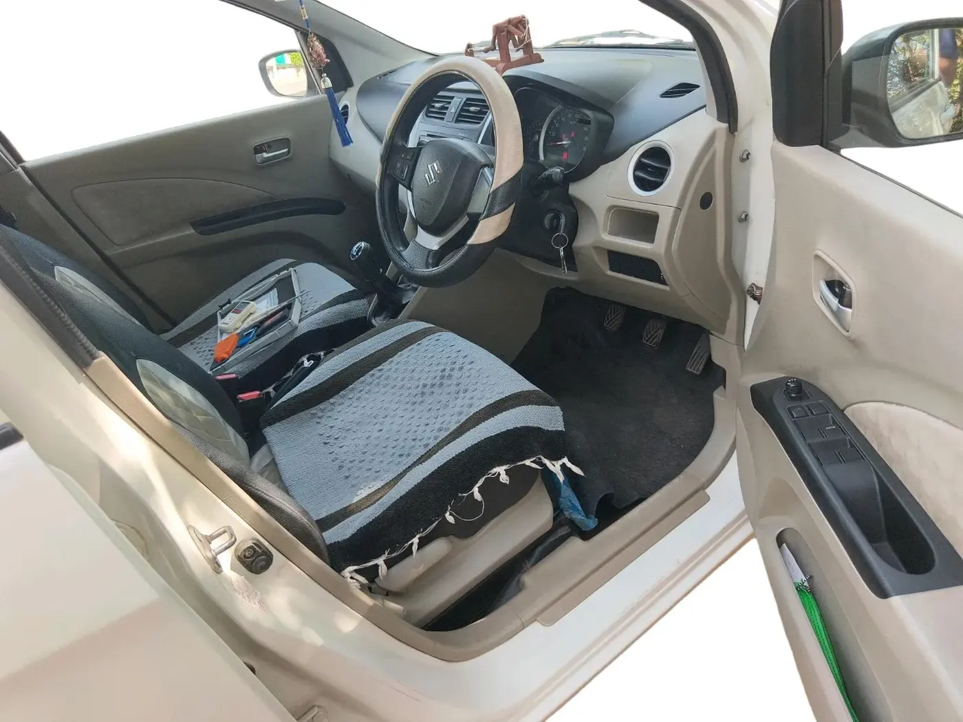 2015 Maruti Celerio ZXI, Petrol, Manual, 58,334 km, interior