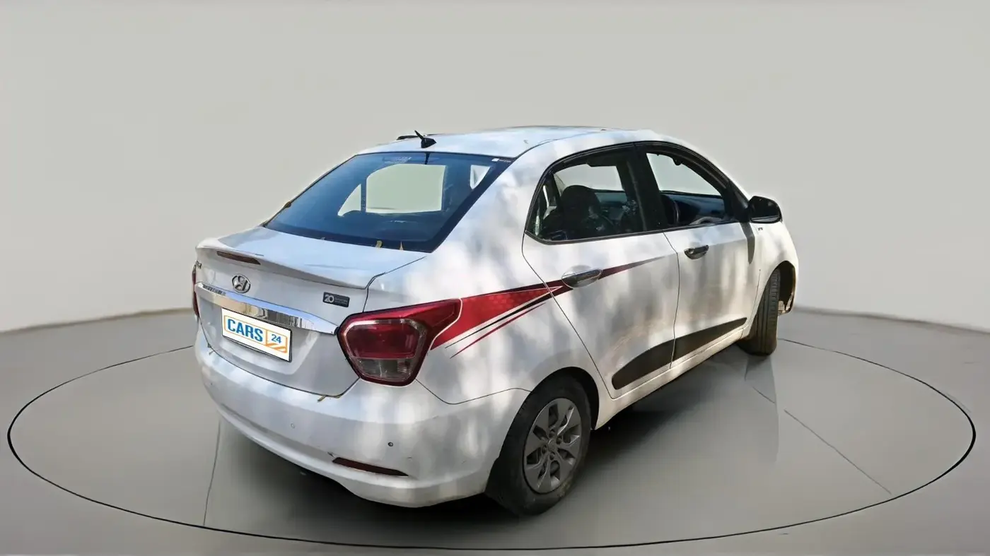 2016 Hyundai Xcent S 1.2 SPECIAL EDITION, CNG, Manual, 1,72,921 km, exterior