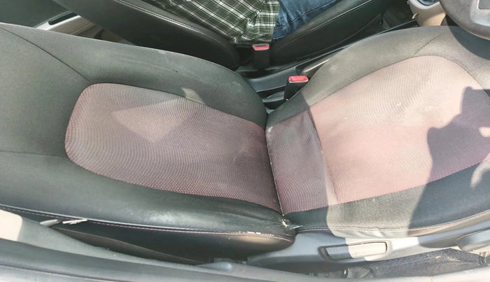 2016 Hyundai Xcent S 1.2 SPECIAL EDITION, CNG, Manual, 1,72,921 km, interior