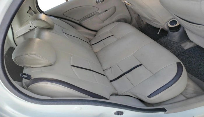 2015 Renault Pulse RXL DIESEL, Diesel, Manual, 1,53,861 km, interior