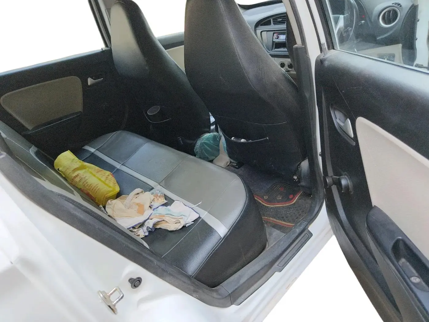 2020 Maruti Alto LXI CNG, CNG, Manual, 1,00,949 km, interior