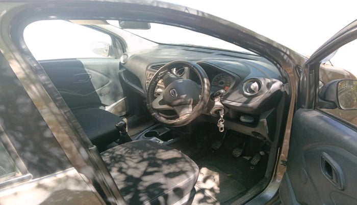 2017 Datsun Redi Go T (O), Petrol, Manual, 56,234 km, interior