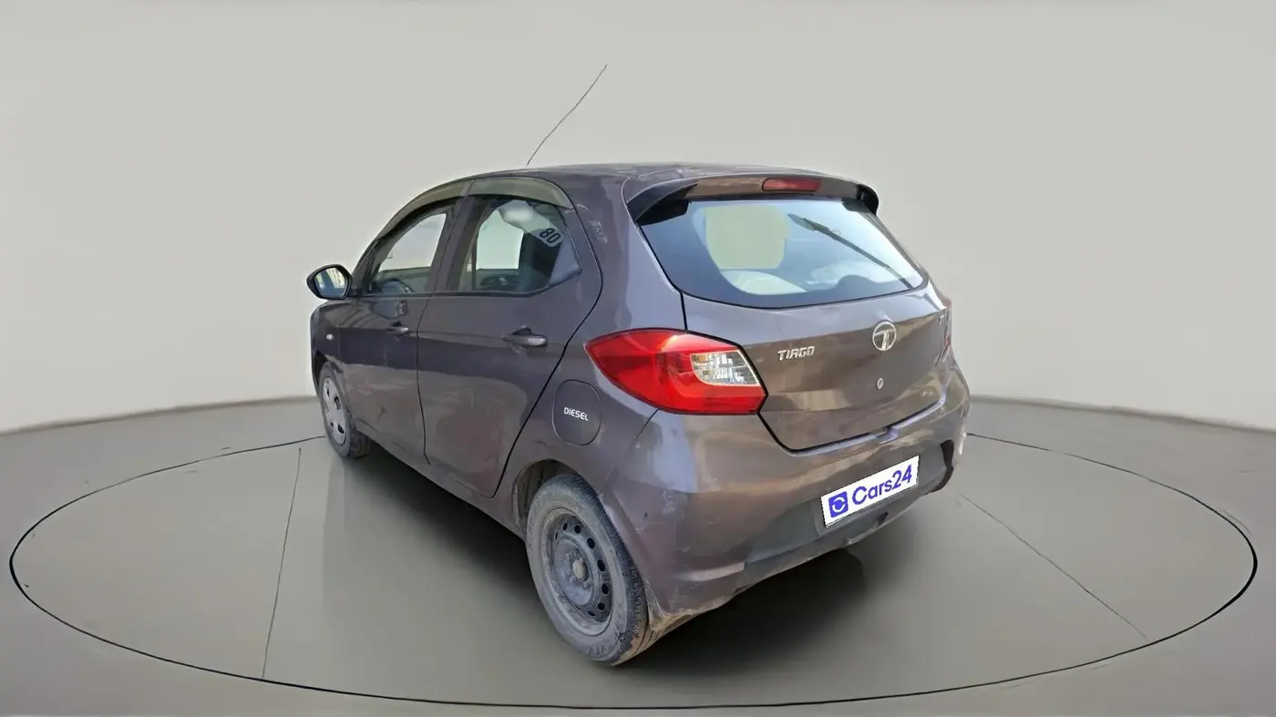 2017 Tata Tiago XT DIESEL, Diesel, Manual, 1,12,146 km, exterior