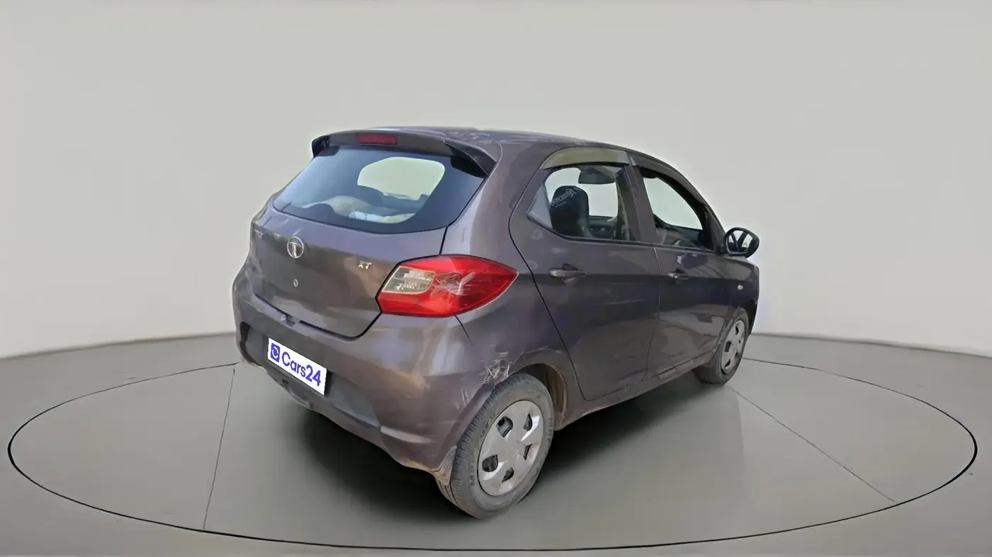 2017 Tata Tiago XT DIESEL, Diesel, Manual, 1,12,146 km, exterior