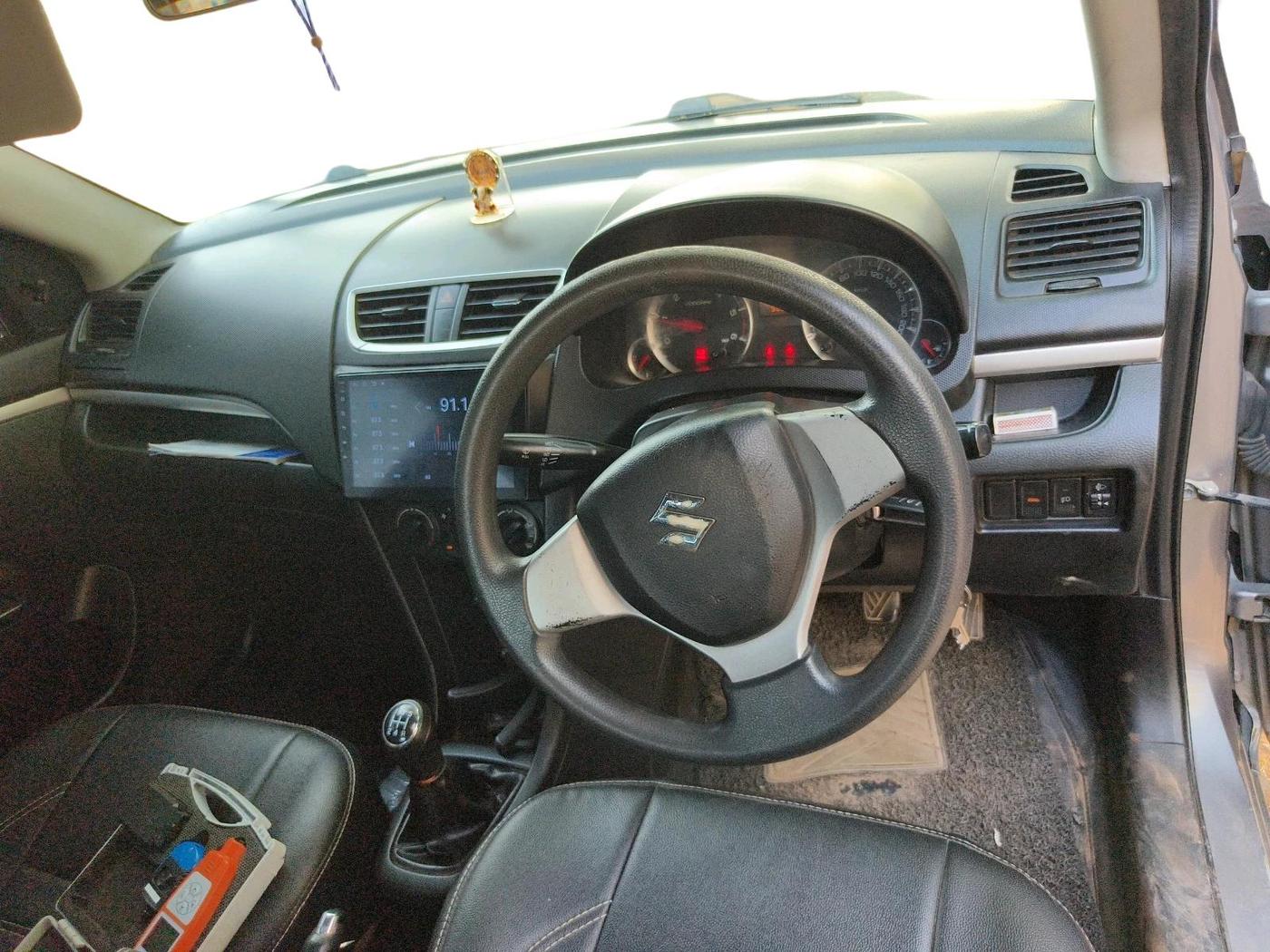 2013 Maruti Swift VDI, Diesel, Manual, 97,737 km, interior