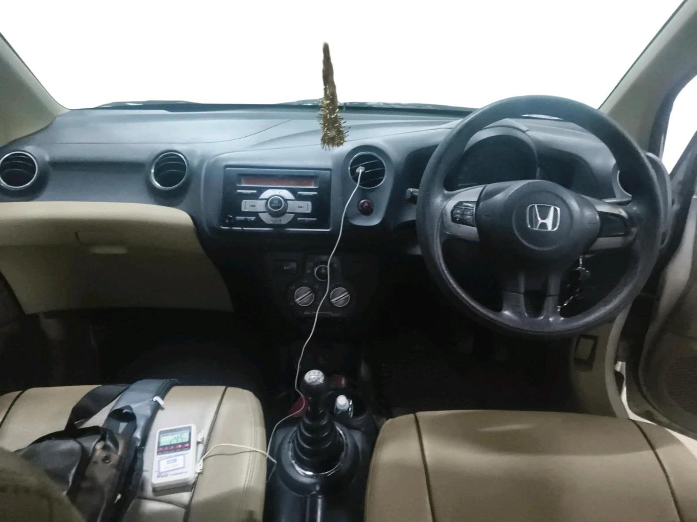 2015 Honda Amaze 1.2L I-VTEC S, Petrol, Manual, 60,381 km, interior