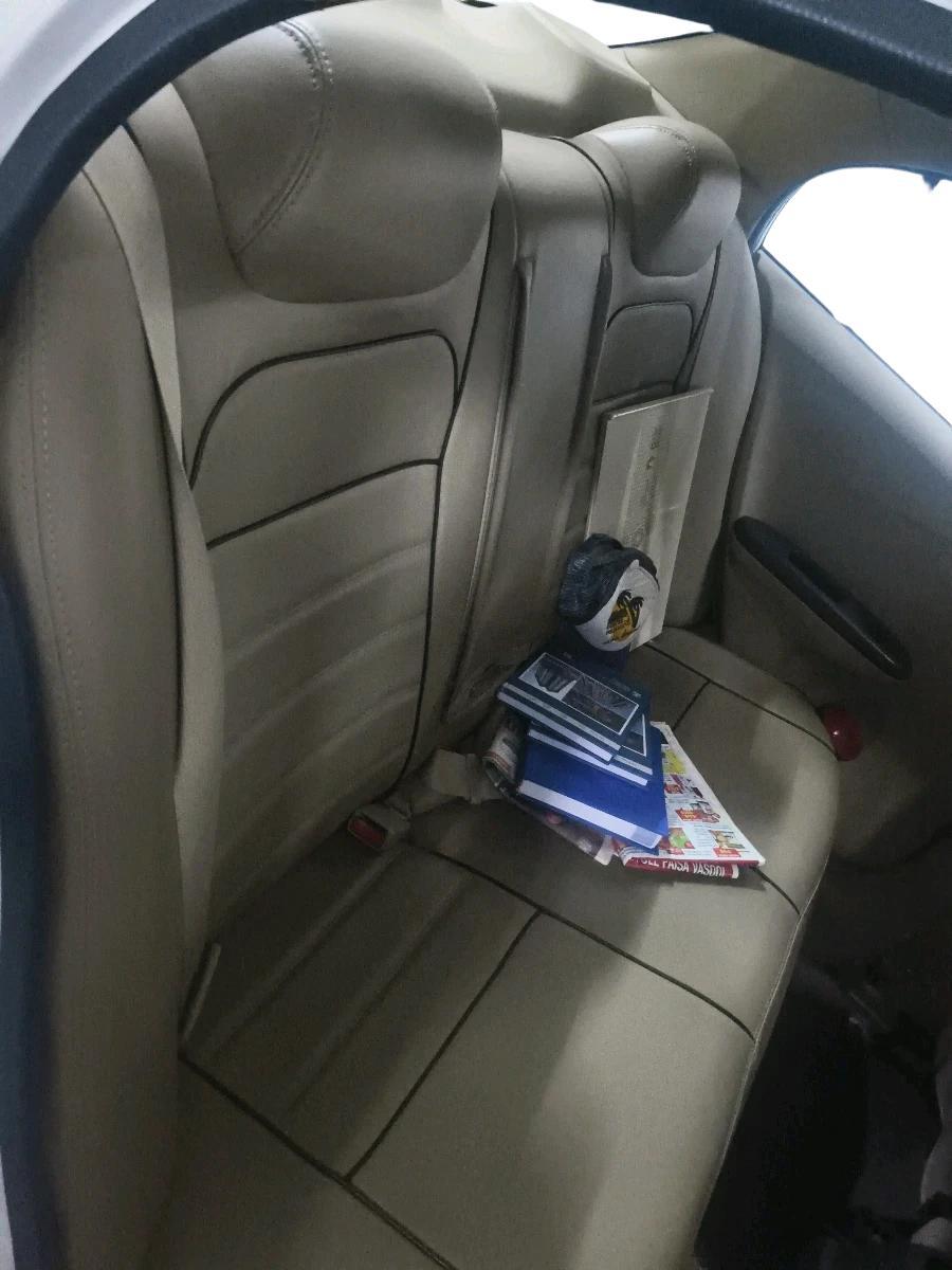 2015 Honda Amaze 1.2L I-VTEC S, Petrol, Manual, 60,381 km, interior