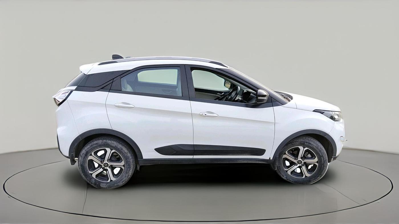 2022 Tata NEXON XZA PLUS (O) DIESEL, Diesel, Automatic, 21,705 km, exterior