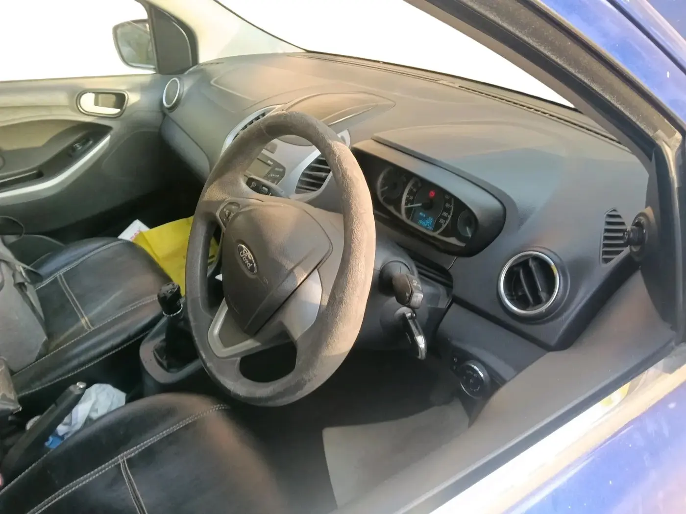 2015 Ford New Figo TREND 1.5L DIESEL, Diesel, Manual, 1,34,027 km, interior