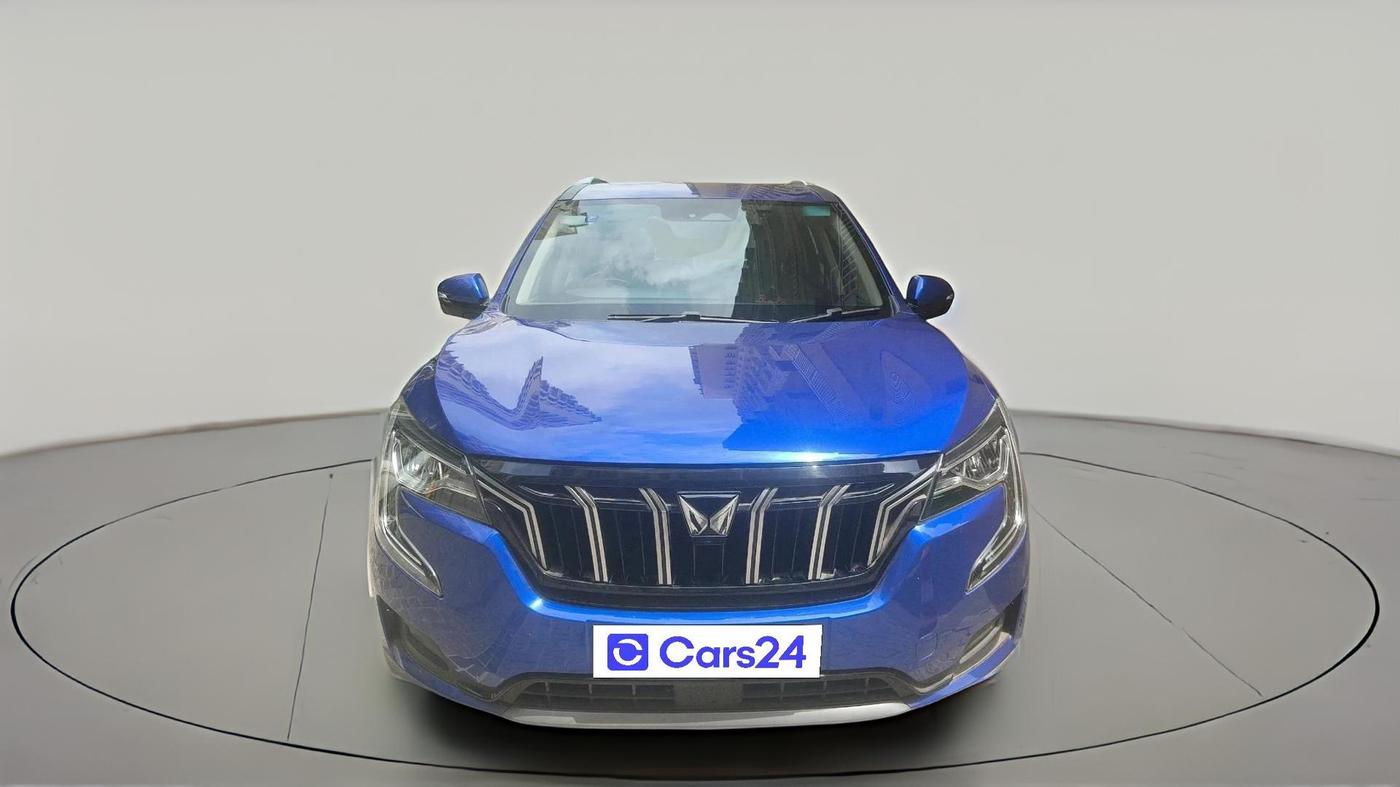 2022 Mahindra XUV700 AX 7 LUXURY P AT 7 STR, Petrol, Automatic, 20,695 km, exterior