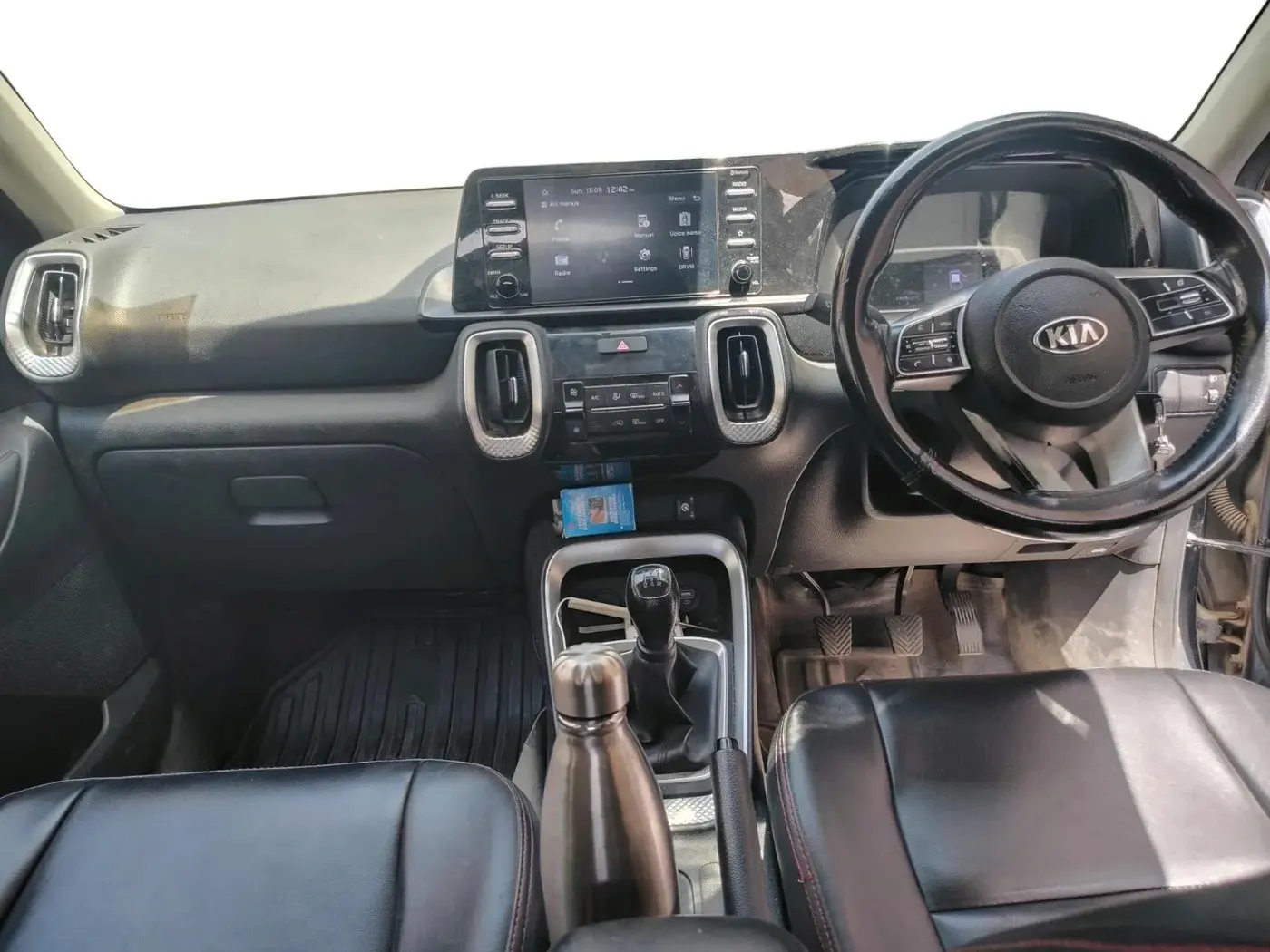 2020 KIA SONET HTK PLUS 1.2, CNG, Manual, 1,08,093 km, interior
