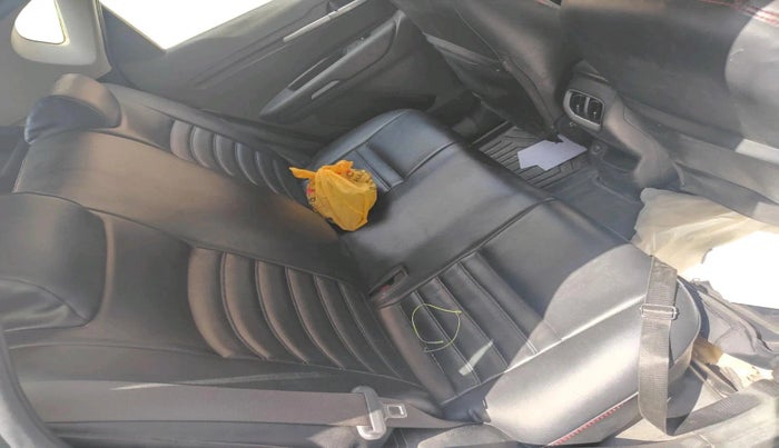 2020 KIA SONET HTK PLUS 1.2, CNG, Manual, 1,08,093 km, interior