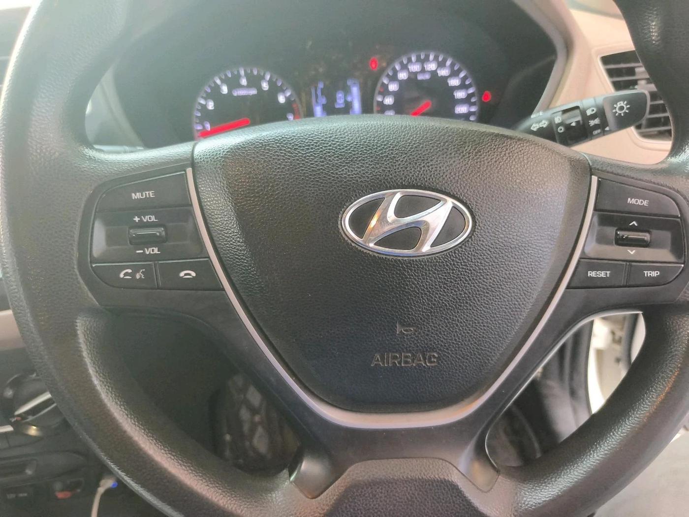 2020 Hyundai Elite i20 SPORTZ PLUS 1.2, CNG, Manual, 1,75,652 km, interior